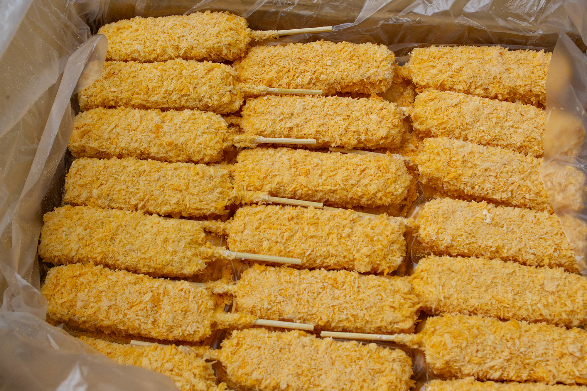 奥三河若どり串カツ40g×100本（１ケース）【冷凍】
